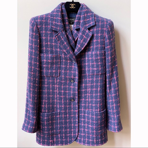 vintage chanel blazer
